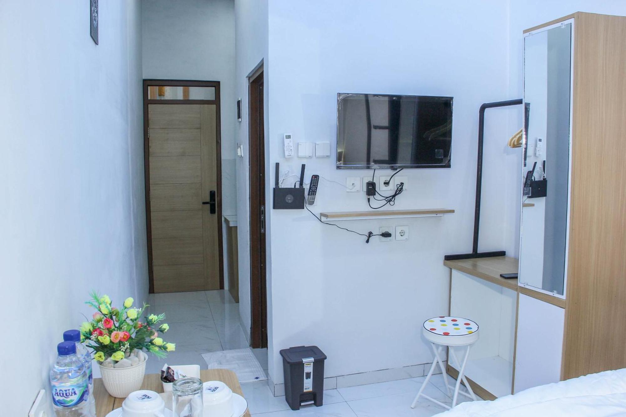 Laswi Syariah Guest House Bandung Exteriör bild