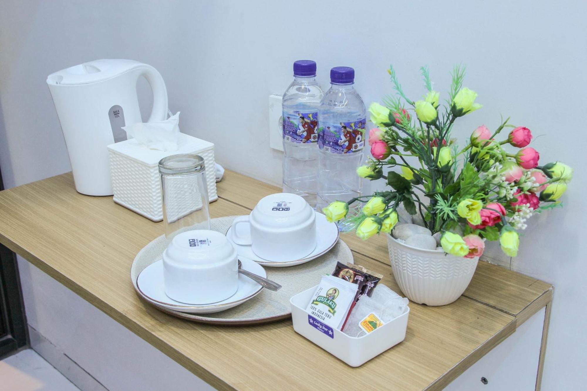Laswi Syariah Guest House Bandung Exteriör bild